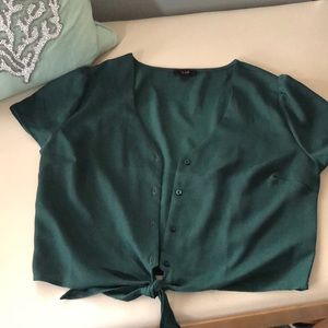 NWOT! Green Top!